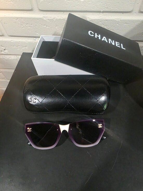Chanel Black & White Sungaless NEW main image 2